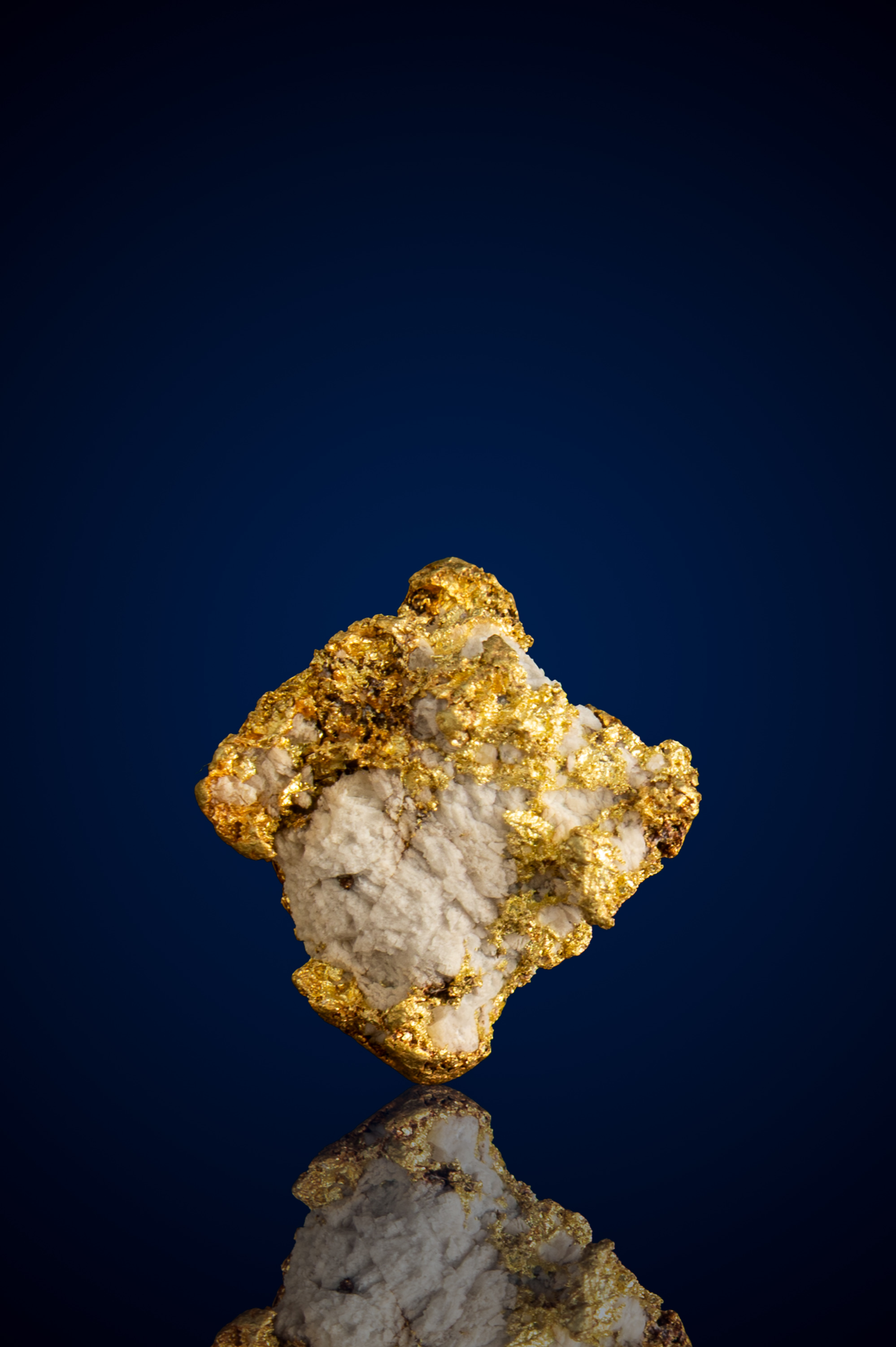 Beautiful, Dynamic Natural Gold Quartz Nugget - Little Applegate River, OR - 2.54 grams (image for) Beautiful, Dynamic Natural Gold Quartz Nugget - Little Applegate River, OR - 2.54 grams